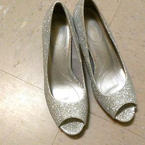 Prom shoes